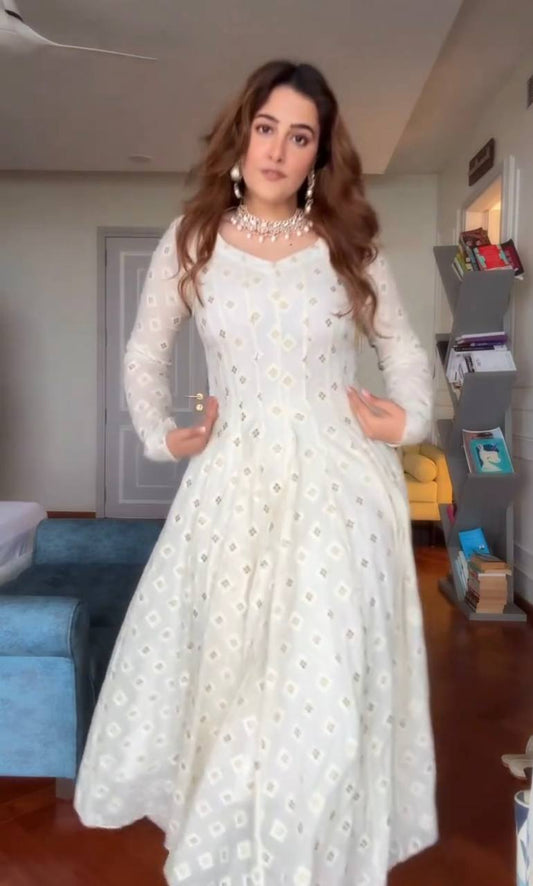 Elegant White Anarkali Suit Set with Dupatta – Festive & Party Wear