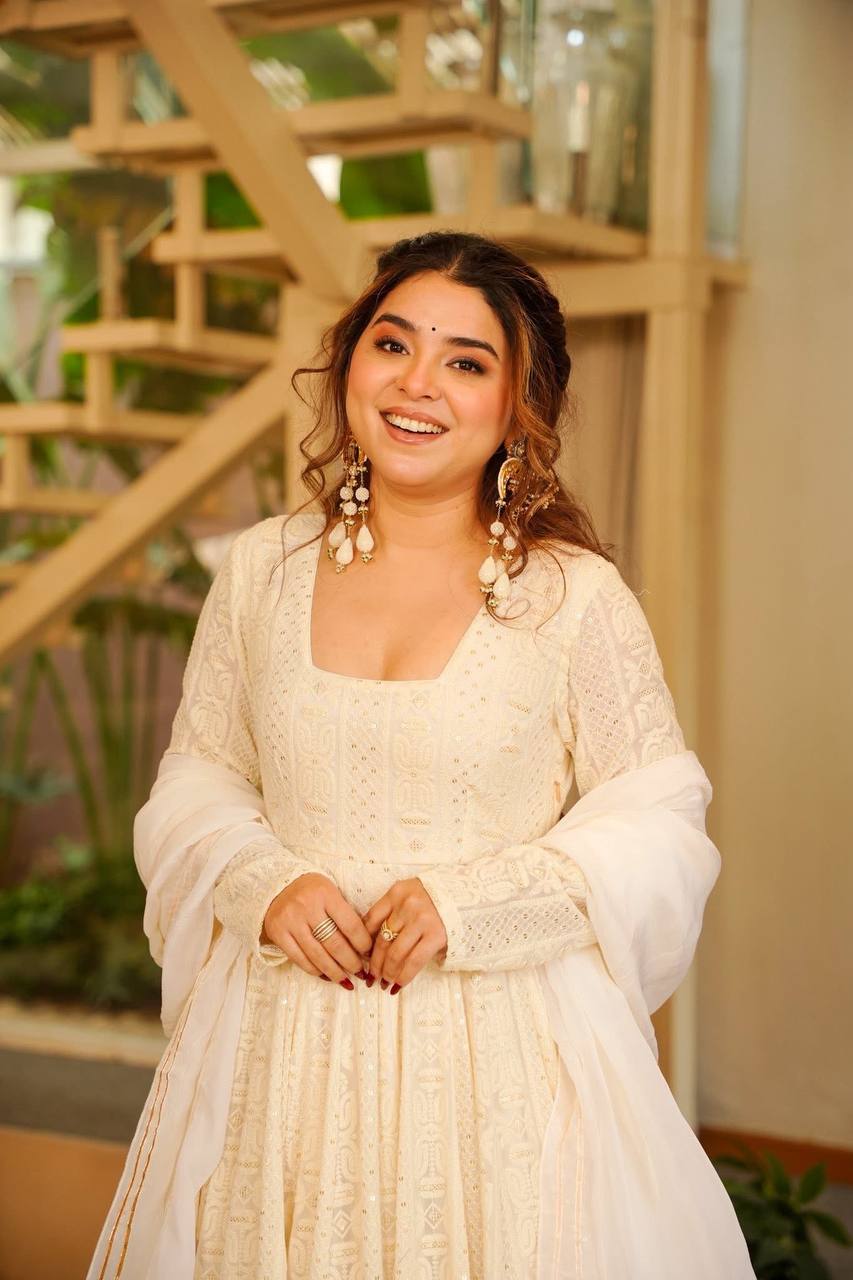 Royal Cream Soft Georgette Heavy Sequins & Zari Thread Work Anarkali